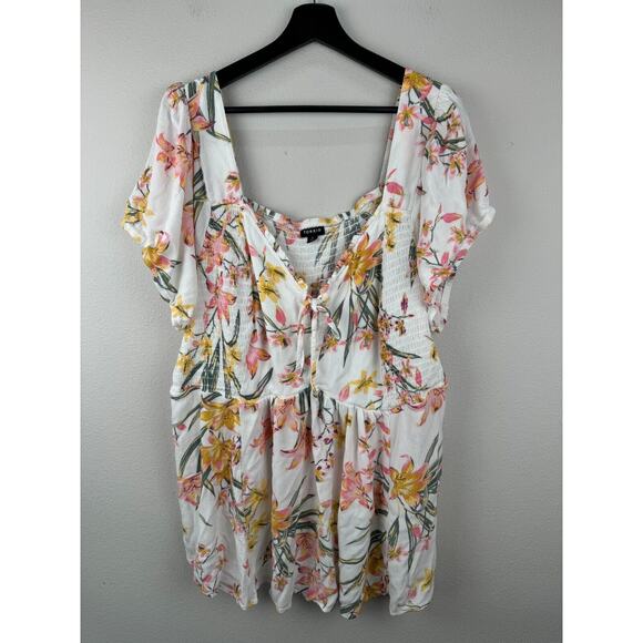 Torrid Top Womens Size 5X 5 White Short Sleeve Floral Smocked Boho Spring Flowy - Picture 1 of 11